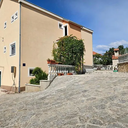 End Of The Road ,lemon & Orange Apartman Trogir