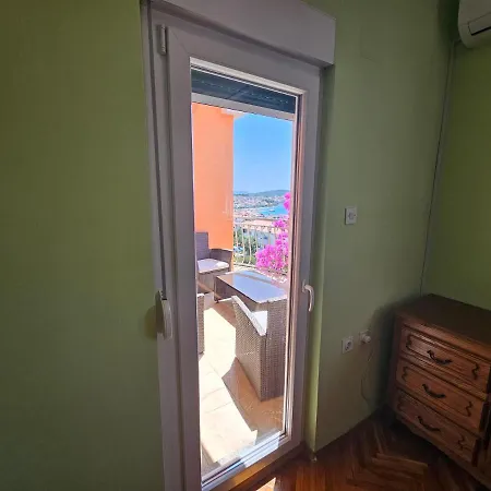 End Of The Road ,lemon & Orange * Τρογκίρ