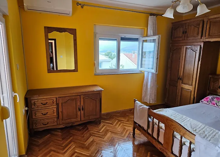 End Of The Road ,lemon & Orange Appartement *