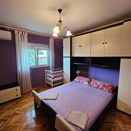 End Of The Road ,lemon & Orange Trogir